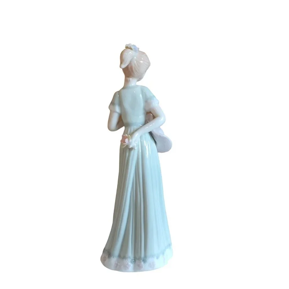 House of Lloyd Garden Party Figurine Vintage‎ 2002